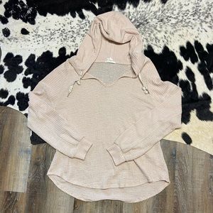 love riche | hooded shirt